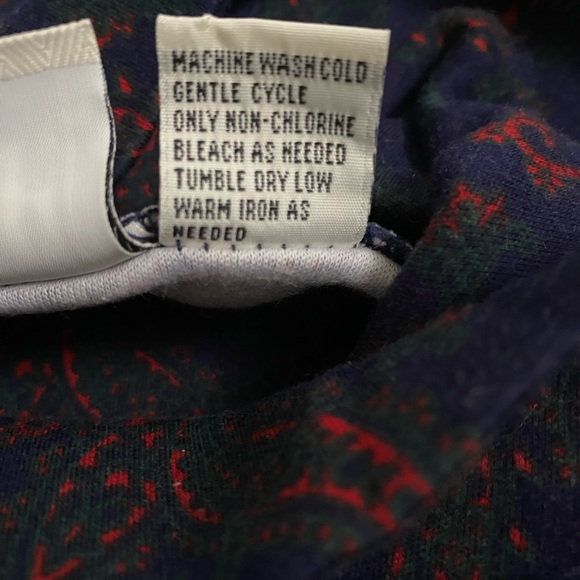 Navy blue turtleneck with red and green Paisley-like design - Picture 5 of 5